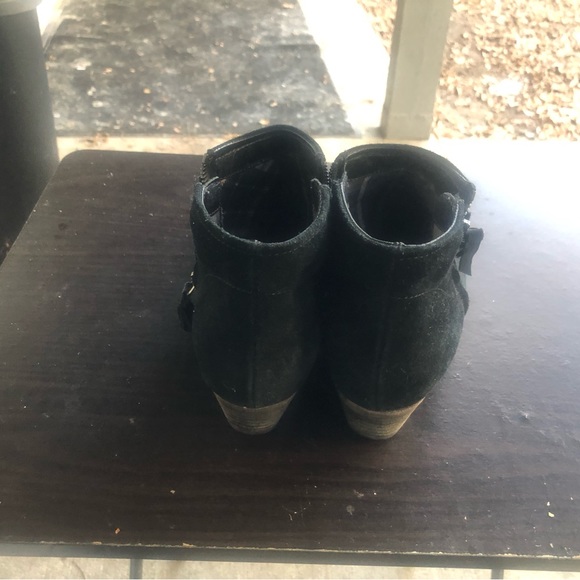 Aquatalia Women’s boots black suede Made In Italy Ankle Booties Boots Size 7.5US - Picture 7 of 12